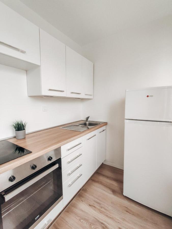 Studio Apartment Sanya Ljubljana Exteriör bild